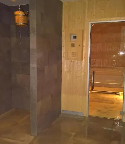 Rest In Paradise-basen Wewnetrzny,sauna,jacuzzi,silownia I Kulkoland W Cenie Sun Rise Festival Ul Poleska * Kolobrzeg